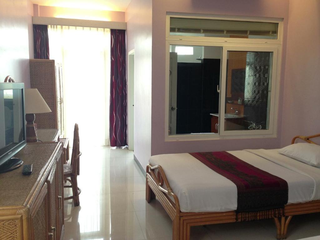 Ban Nongdouang Day Inn Hotel מראה חיצוני תמונה