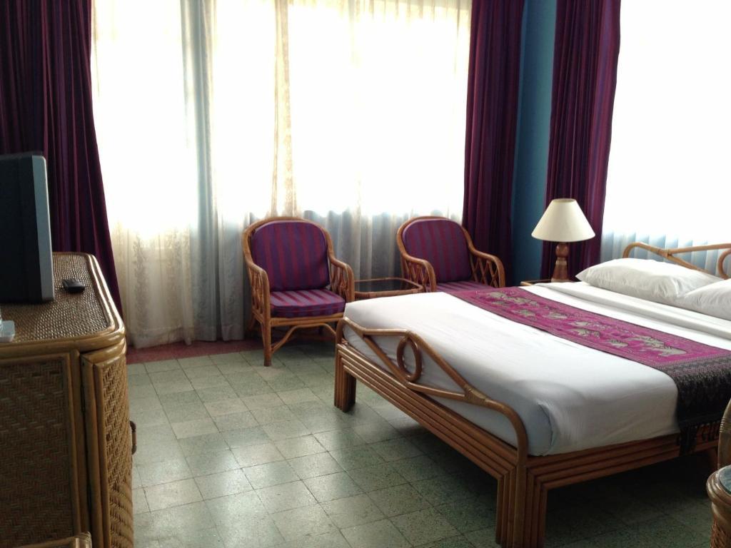 Ban Nongdouang Day Inn Hotel מראה חיצוני תמונה