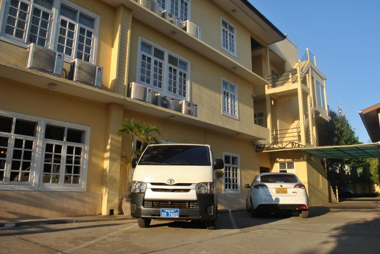 Ban Nongdouang Day Inn Hotel מראה חיצוני תמונה